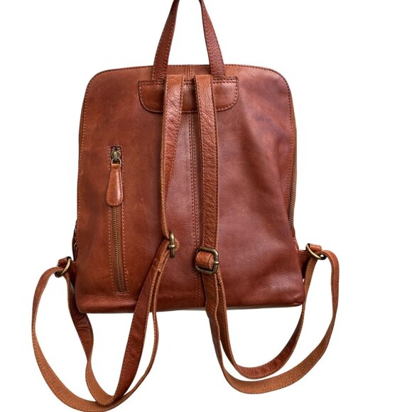 Oak & Tan Handmade Leather Backpack Rustic Chestnut Brown - Picture 4 of 14